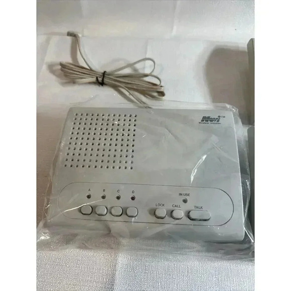 3 Units- Novi 4 Channels Wireless Intercom Model WI-4C 1 NEW/2 USED NOT tested - Picture 2 of 3